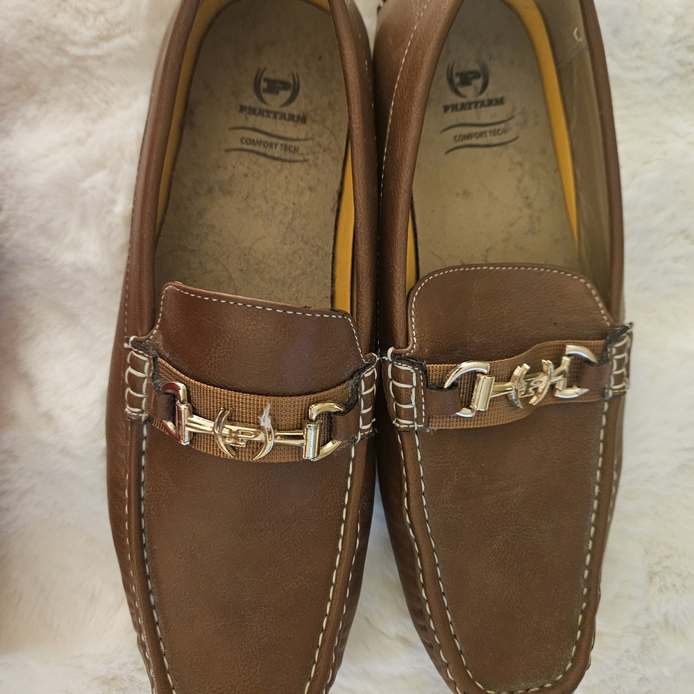 Phat Farm Men's Tan Loafers with Gold Accents